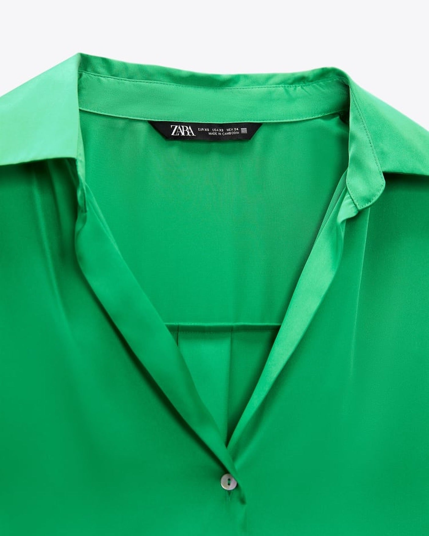 Emerald Satin Flowy Shirt – Luxe Lightwear