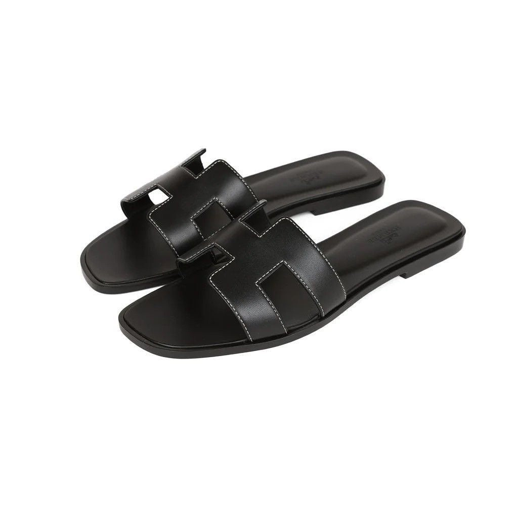 Hermès Oran Sandals – Classic Black