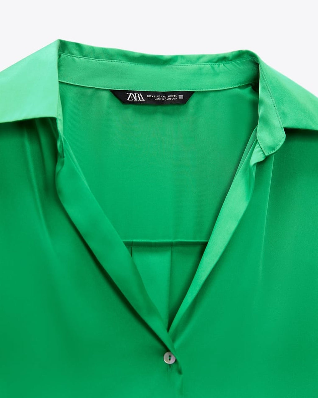ZA RÁ Emerald Satin Flowy Shirt – Luxe Lightwear