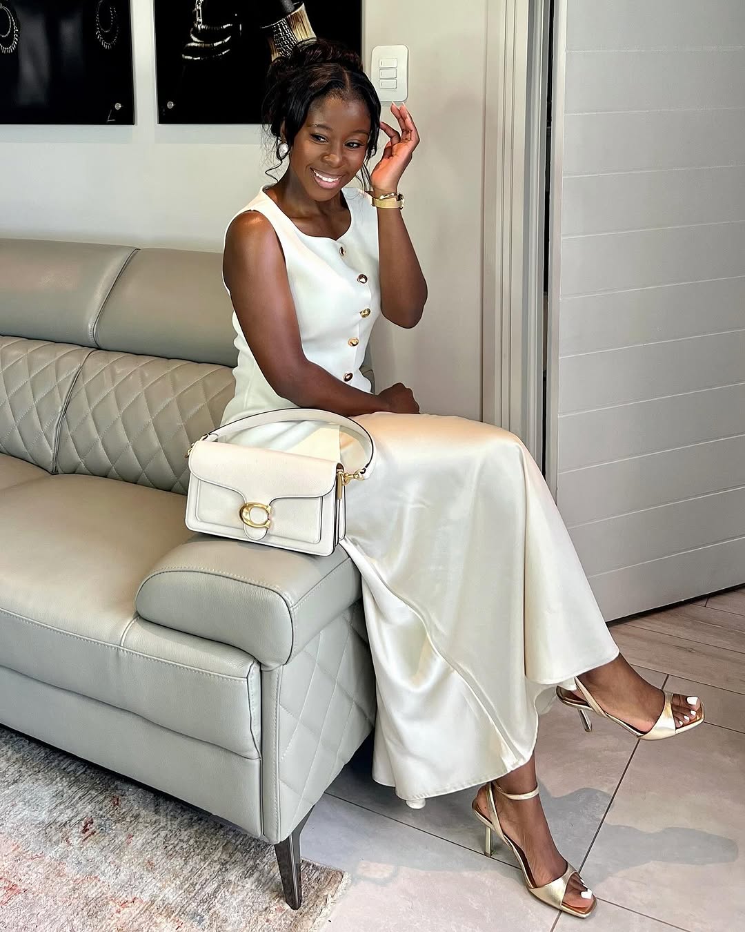 Off-White Peplum Knit Top – Flattering Silhouette & Effortless Style