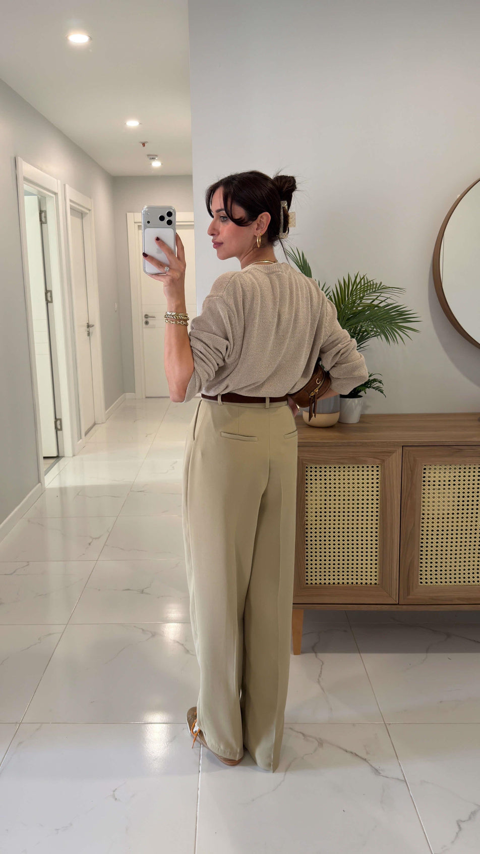 Pleated Detailed Fabric Trousers – Beige Straight Legs